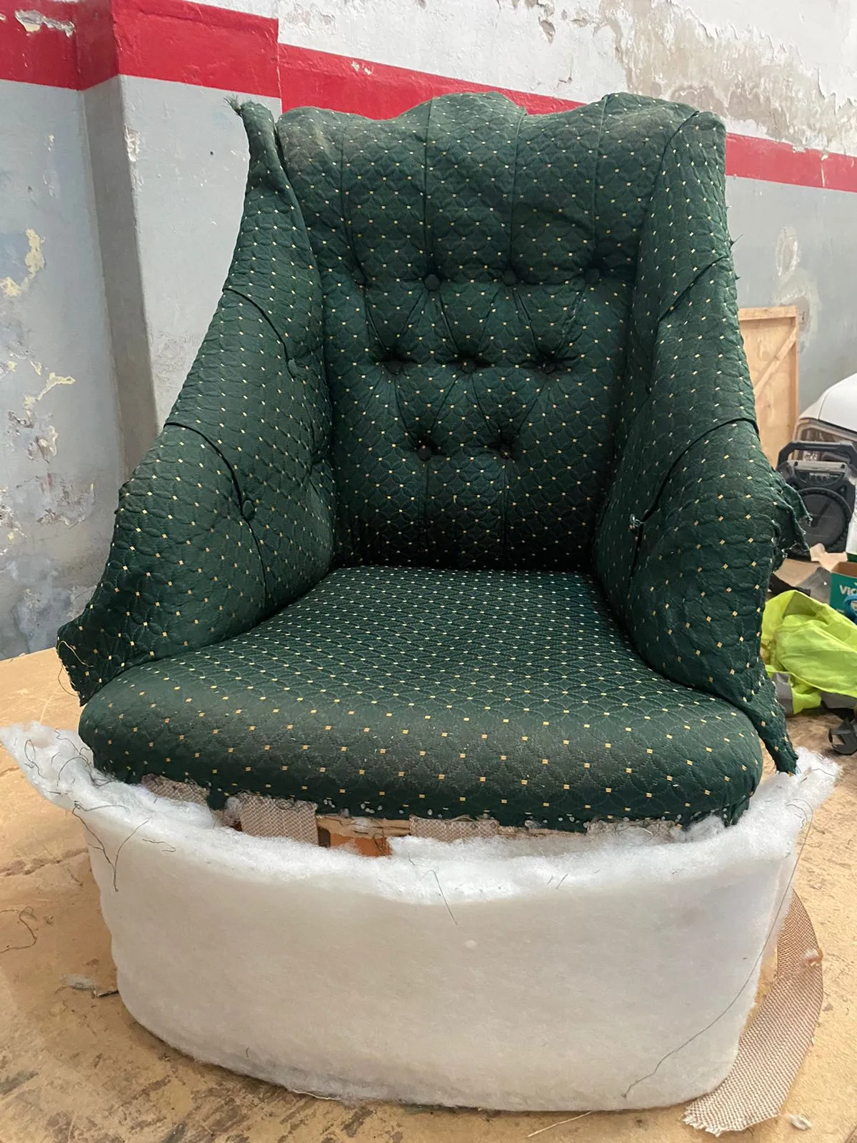 Sillón capitoné — Antes